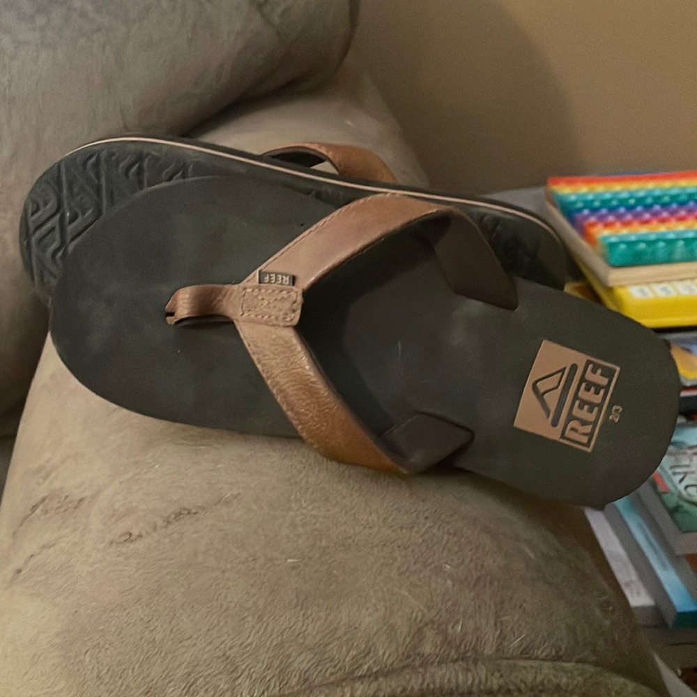 Brand new never worn flip flops, kids, reef brand